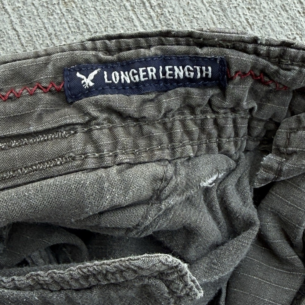 American Eagle Outfitters Cargo Shorts Men's 32 Gray Military Distressed - Picture 3 of 10